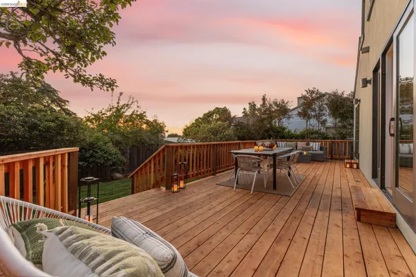 $1,249,000 | 260 Grizzly Peak Boulevard, Kensington, CA 94708