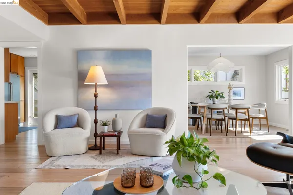 $1,249,000 | 260 Grizzly Peak Boulevard, Kensington, CA 94708