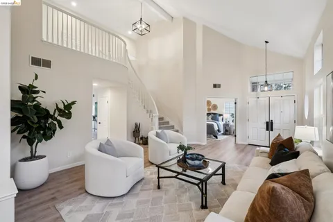 $2,135,000 | 162 Briar Place, Danville, CA 94526
