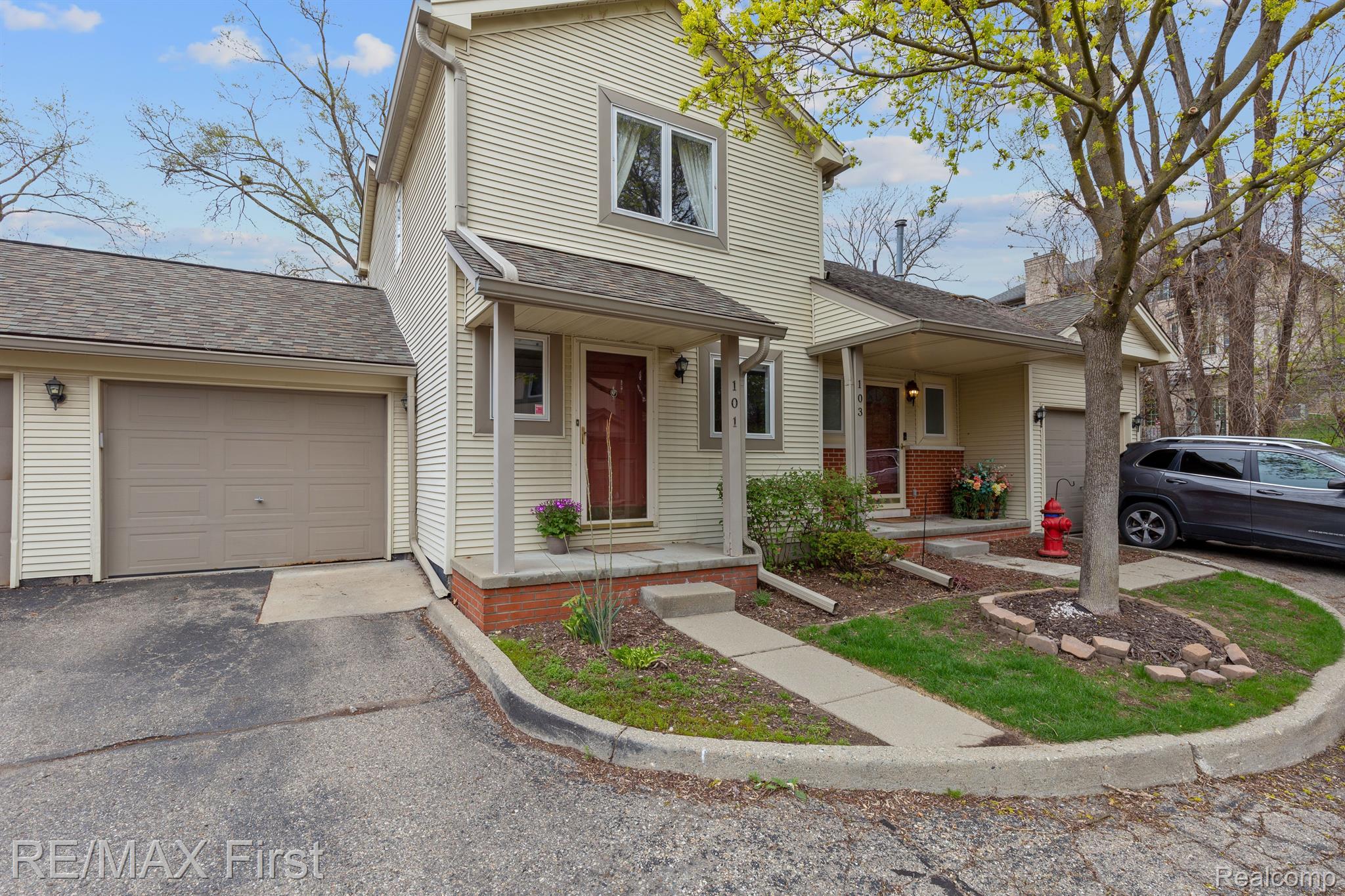 101 Walnut Boulevard Rochester, MI 48307 - Photo 1 of 20 Gallery Image 1