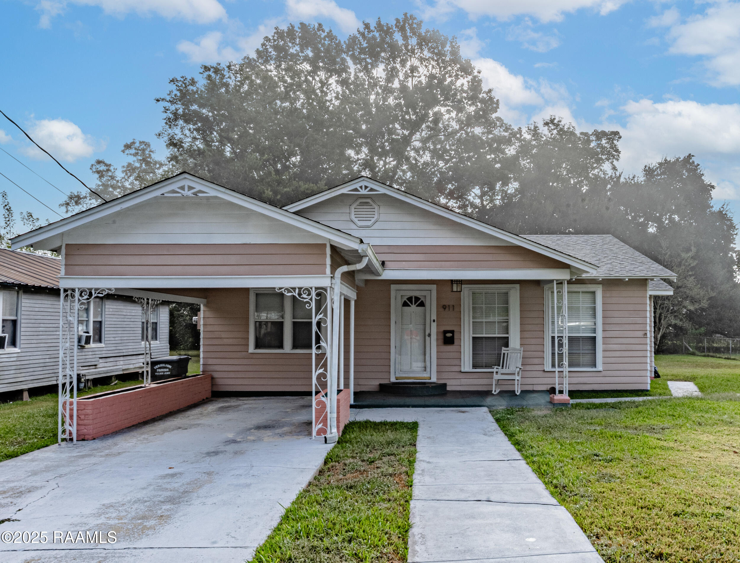 911 North Montgomery Avenue Kaplan, LA 70548 - Photo 2 of 26 2_911 n montgomery-2