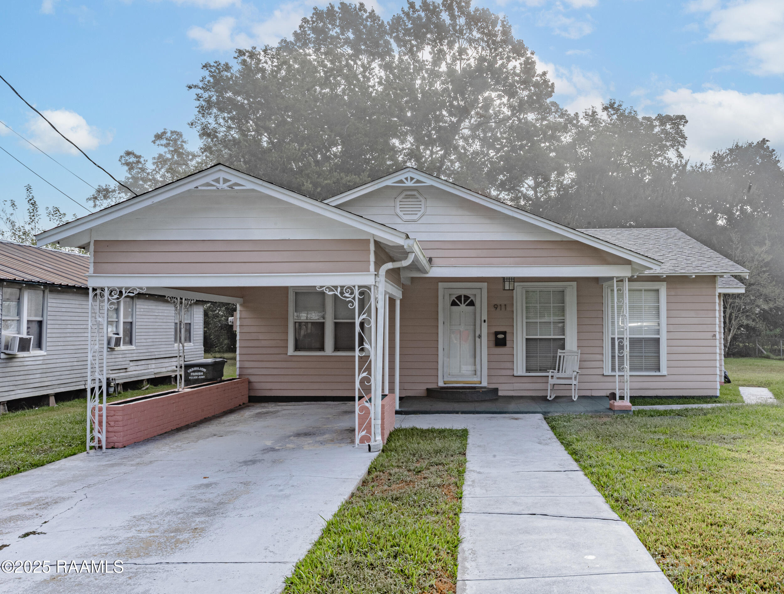 911 North Montgomery Avenue Kaplan, LA 70548 - Photo 3 of 26 3_911 n montgomery-3