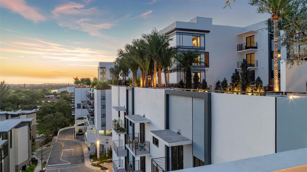 425-475 East Atlantic Boulevard, Unit 510 Pompano Beach, FL 33060 - Photo 6 of 35