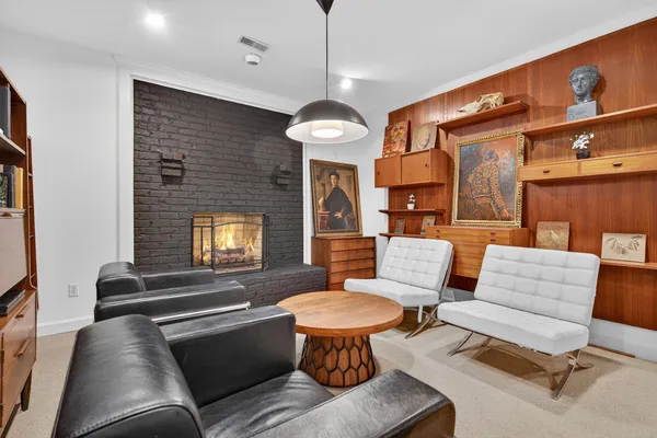 $1,174,000 | 7534 Cannoneer Court, Warrenton, VA 20186