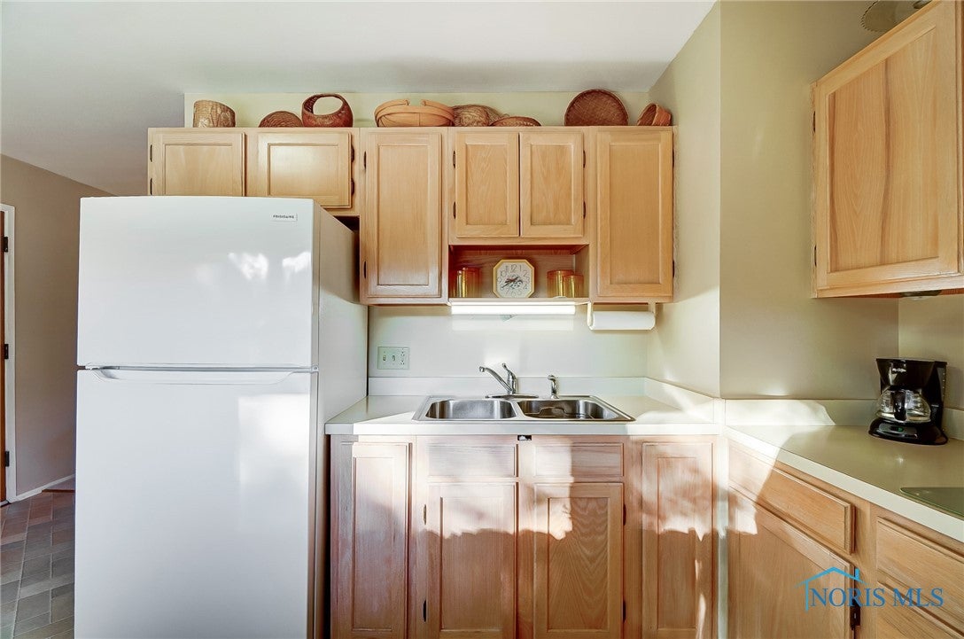 4702 Elmhurst Road Toledo, OH 43613 - Photo 12 of 29 Gallery Image 12