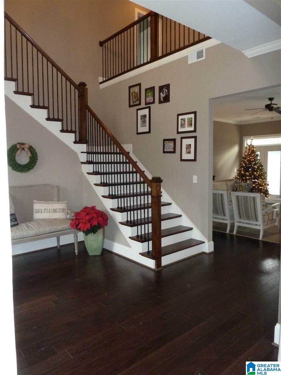 822 Byron Way Birmingham, AL 35226 - Photo 2 of 39