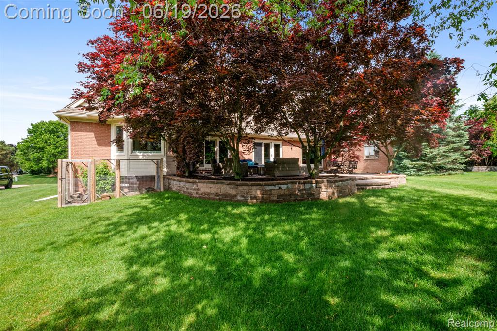 1902 Grayslake Drive Rochester Hills, MI 48306 - Photo 67 of 76