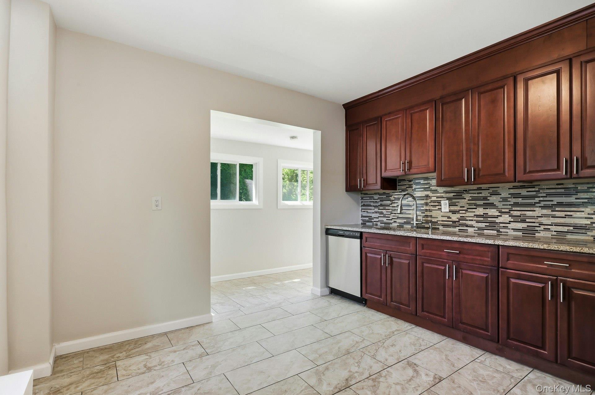 12 Chester Street Locust Valley, NY 11560 - Photo 22 of 31 First floor kitchen