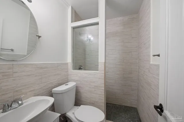 $179,900 | 631 West Jordan Street, Pensacola, FL 32501