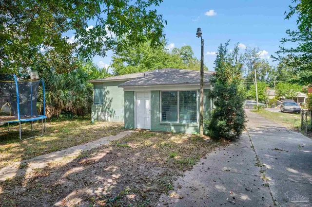 $179,900 | 631 West Jordan Street, Pensacola, FL 32501