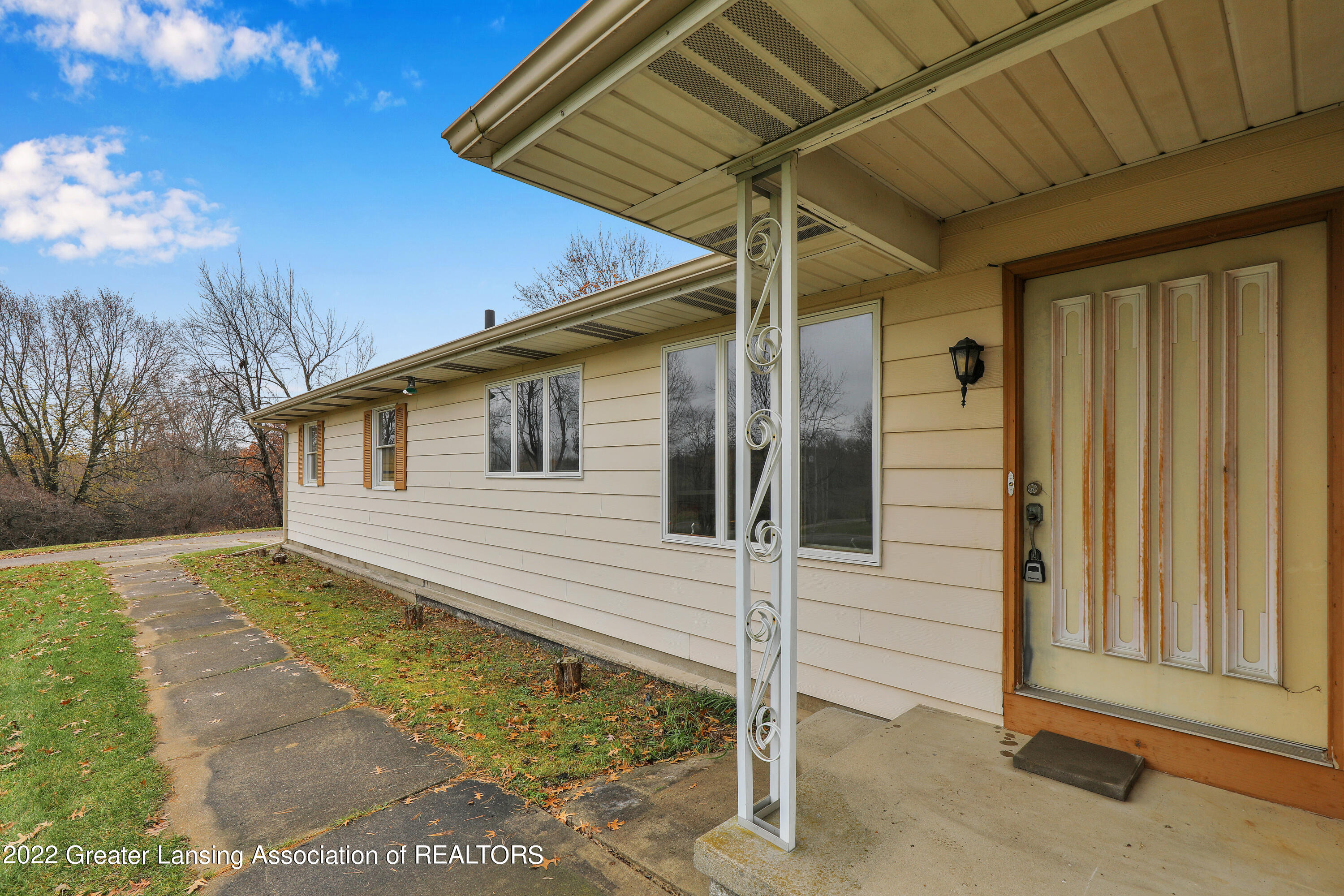 4765 Harper Road Mason, MI 48854 - Photo 4 of 36 9I3A4480