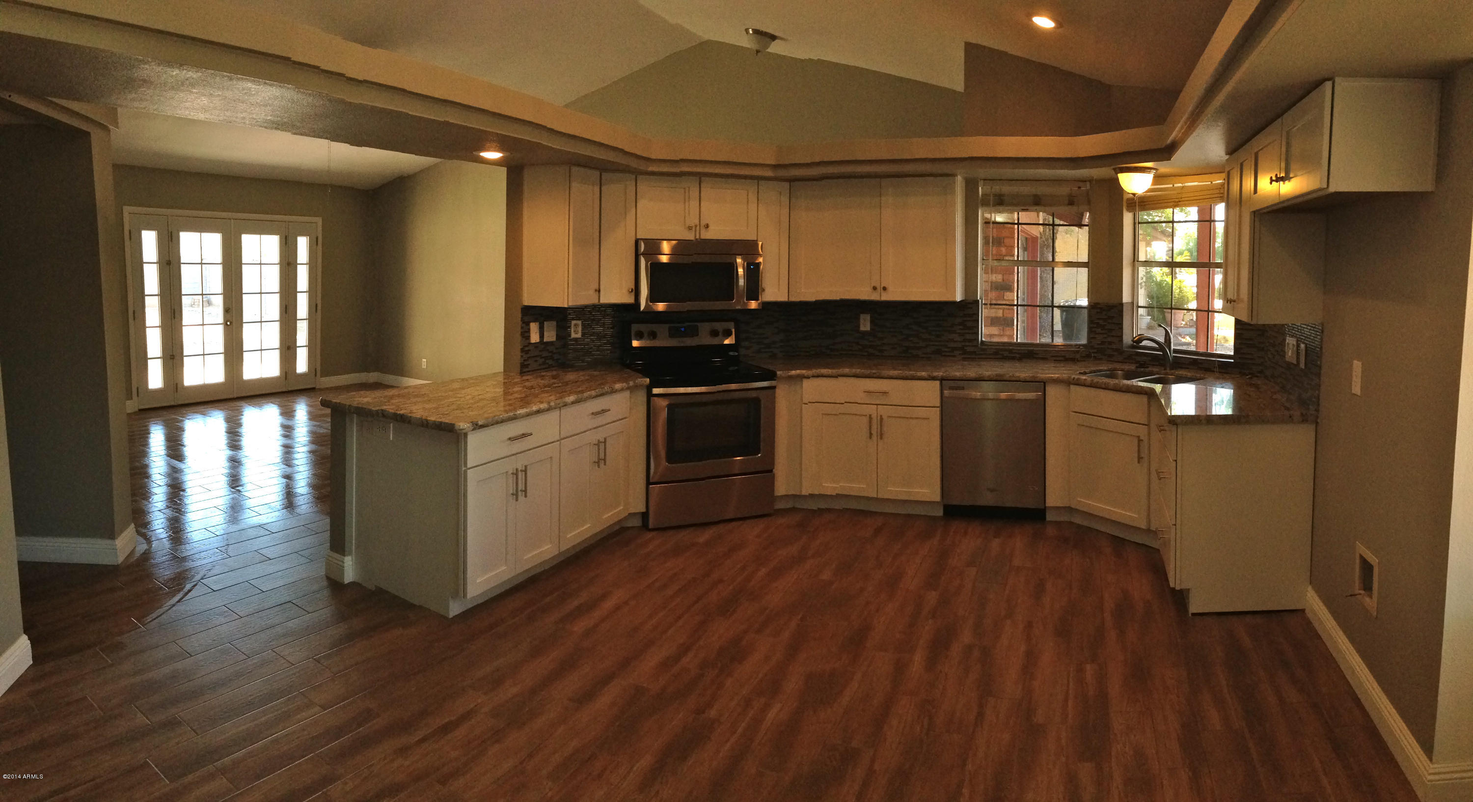 7909 West Bloomfield Road Peoria, AZ 85381 - Photo 5 of 23 IMG_2343