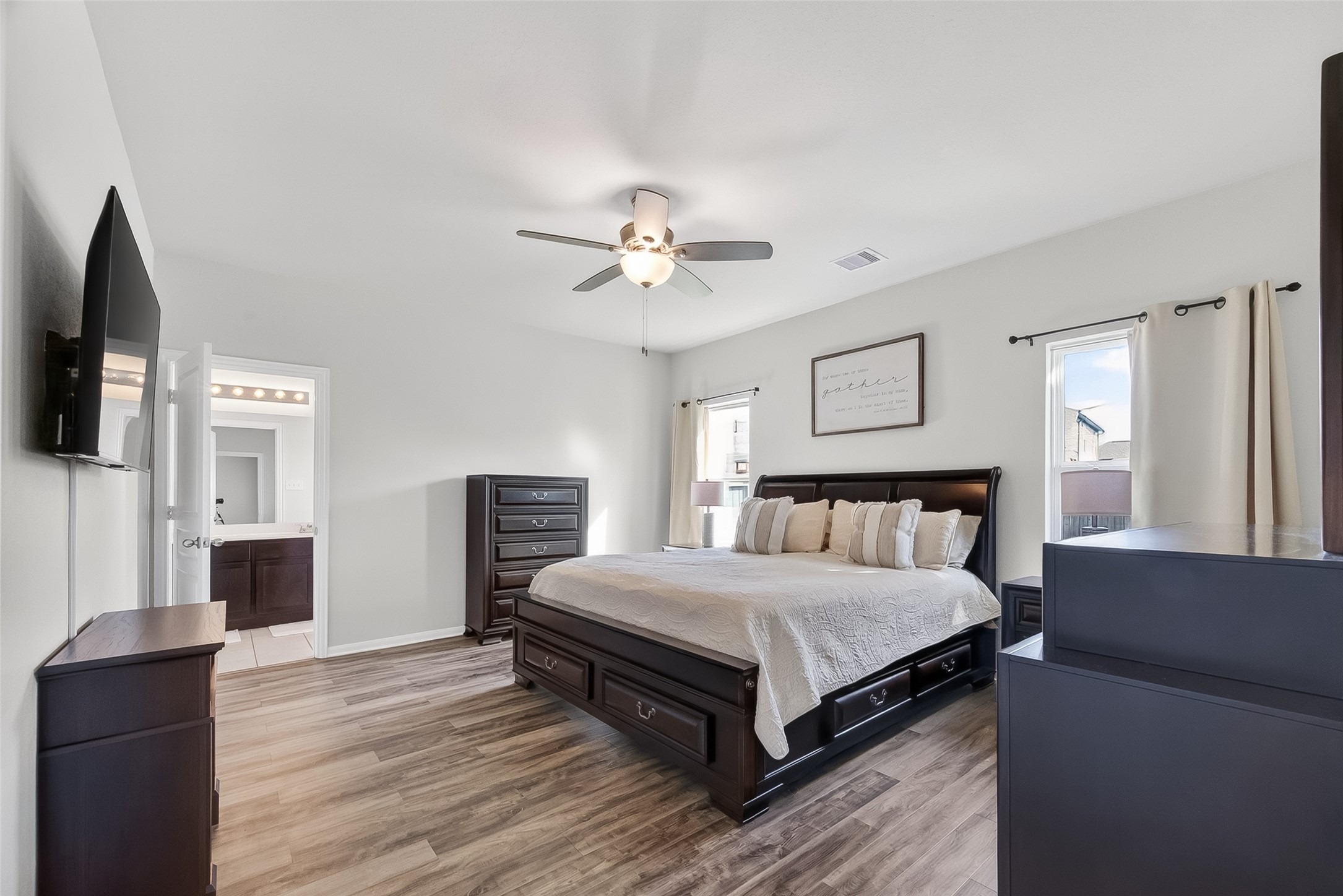 8630 Willet Street Baytown, TX 77521 - Photo 34 of 48 primary bedroom downstairs overlooks backyard