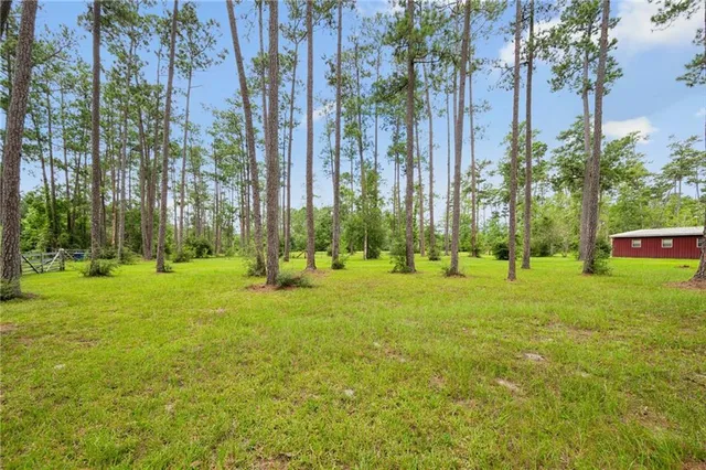 $2,650 | 29372 Paquet Road, Lacombe, LA 70445