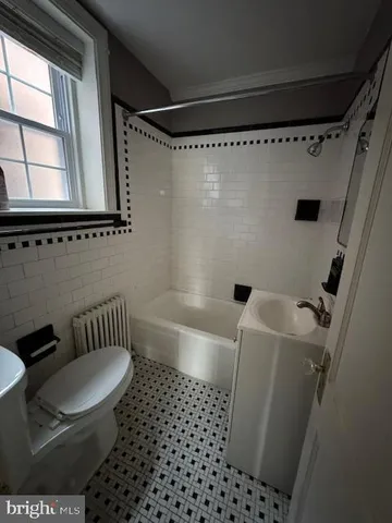 $1,250 | 115 Mulberry Street, Unit 1, Bristol, PA 19007