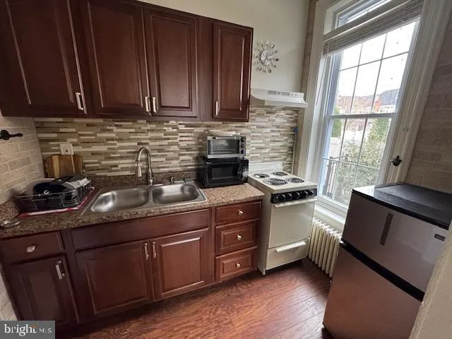 $1,250 | 115 Mulberry Street, Unit 1, Bristol, PA 19007