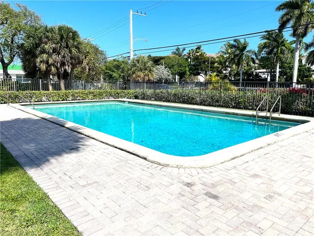 $1,550 | 2309 South Federal Highway, Unit 13, Boynton Beach, FL 33435