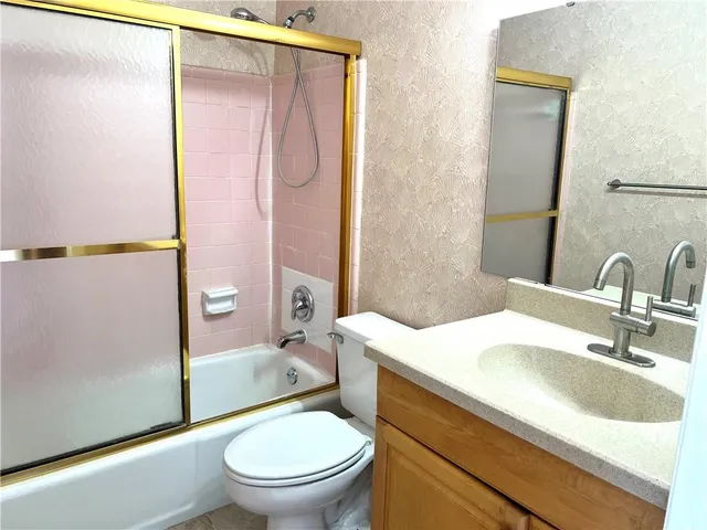$1,550 | 2309 South Federal Highway, Unit 13, Boynton Beach, FL 33435