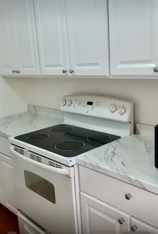 $1,550 | 2309 South Federal Highway, Unit 13, Boynton Beach, FL 33435