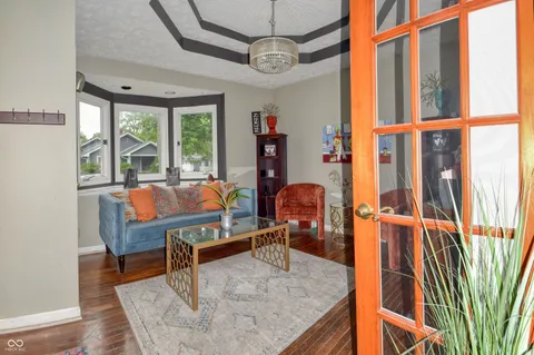 $335,000 | 6420 Oaklandon Road, Indianapolis, IN 46236