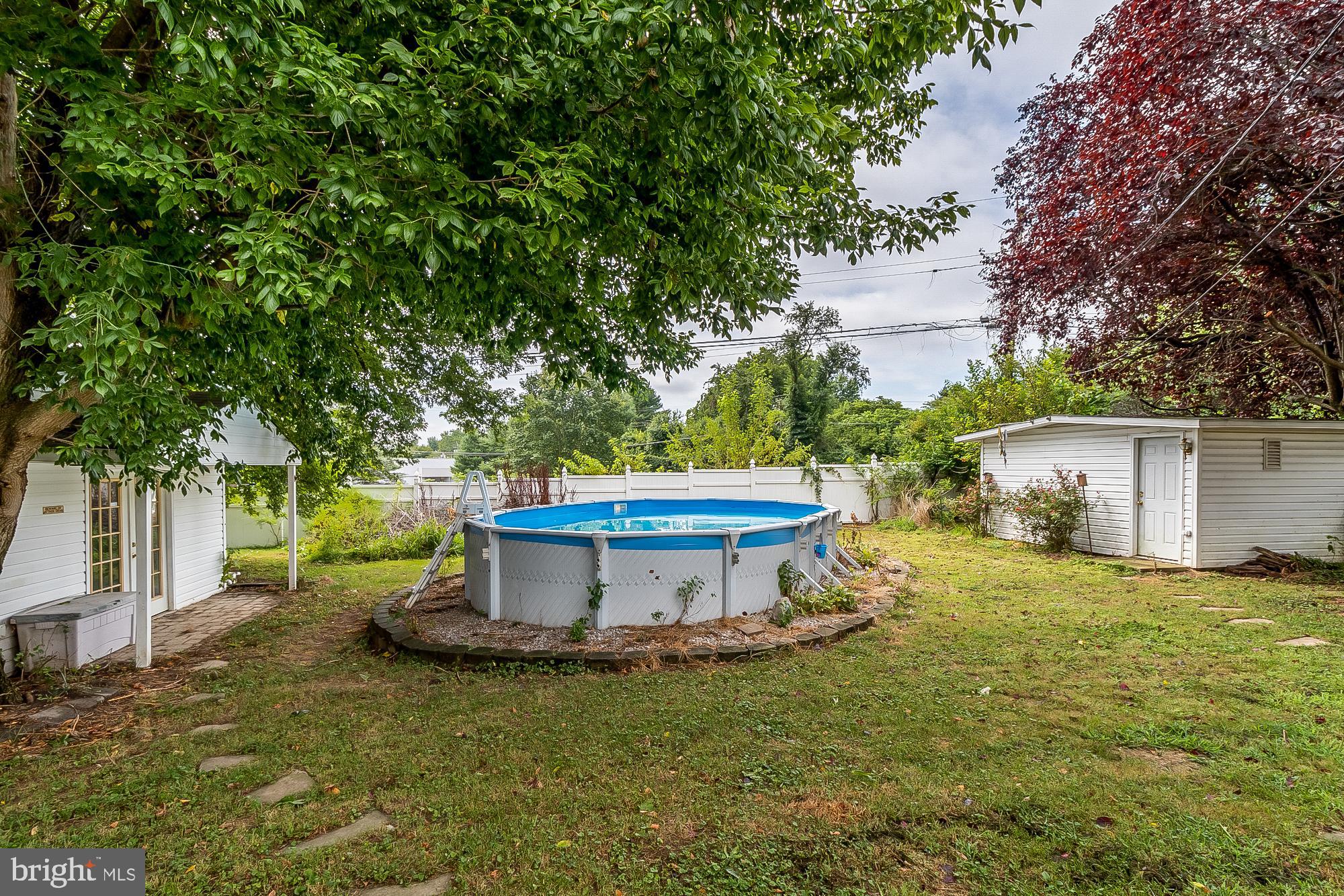 2105 Bayberry Road Edgewood, MD 21040 - Photo 18 of 22 Partially Shaded level yard. Fully Fenced