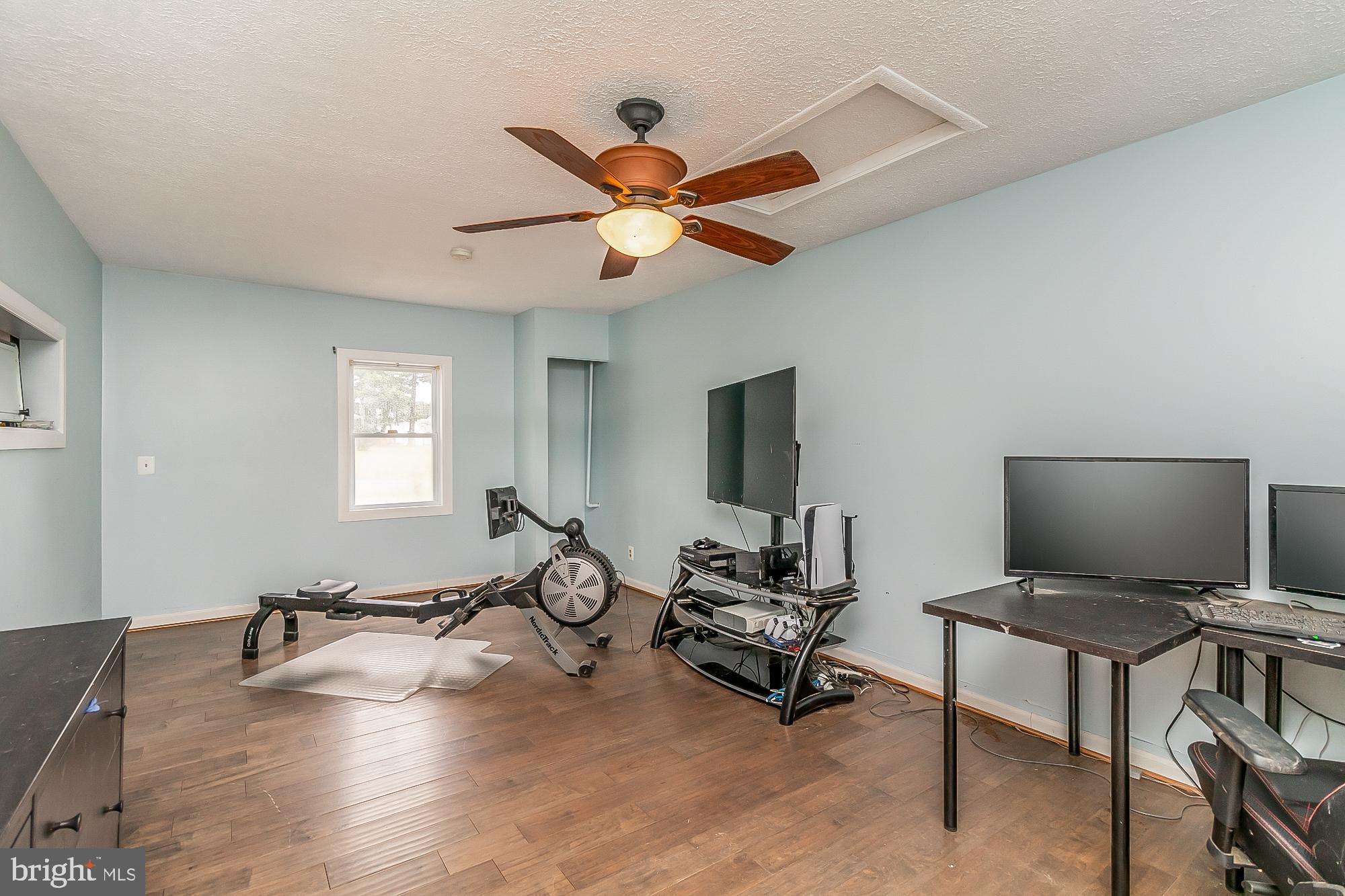2105 Bayberry Road Edgewood, MD 21040 - Photo 8 of 22 Family Room