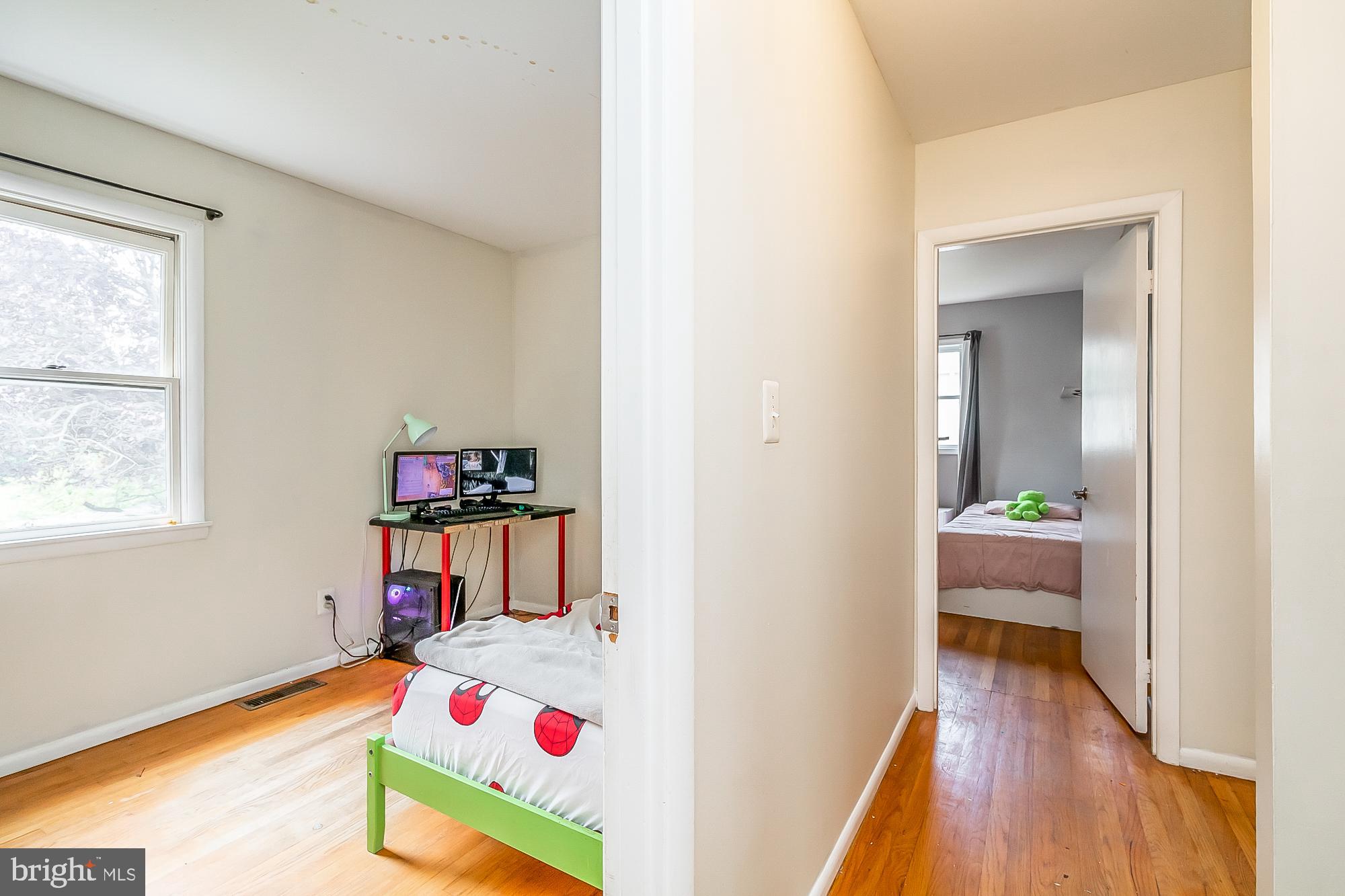 2105 Bayberry Road Edgewood, MD 21040 - Photo 10 of 22 Hardwoods throughout upper level