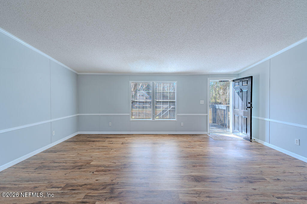 541462 Lem Turner Road Callahan, FL 32011 - Photo 6 of 30 Living room