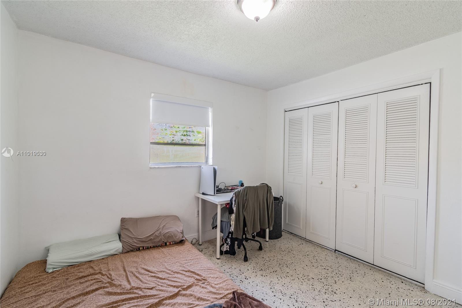 Hialeah Acres Hialeah, FL 33010 - Photo 32 of 45 a view of workspace with lounge chair