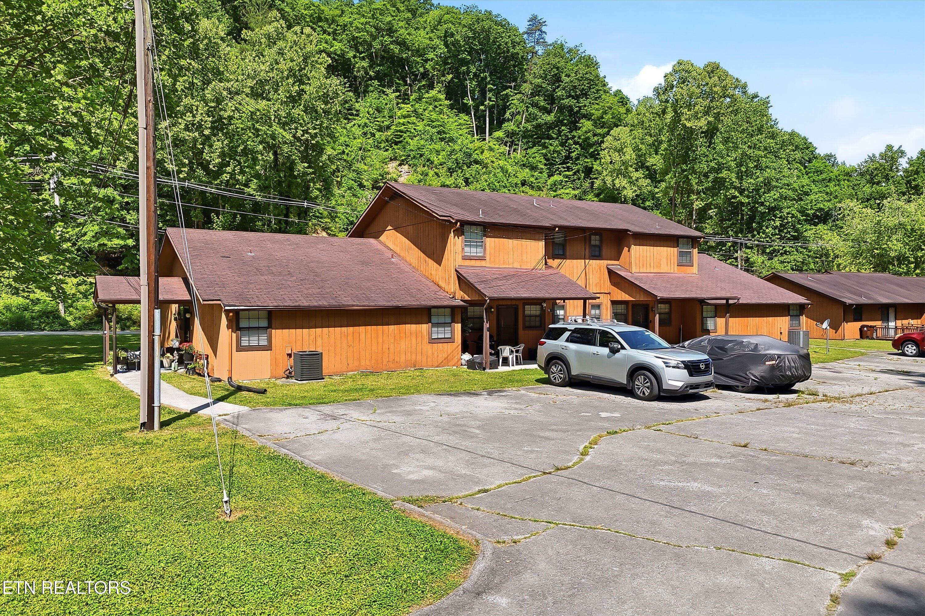 197-207 Gum Hollow Road, Unit 197 207 Oak Ridge, TN 37830 - Photo 2 of 13 02-197-207 Gum Hollow Rd-2