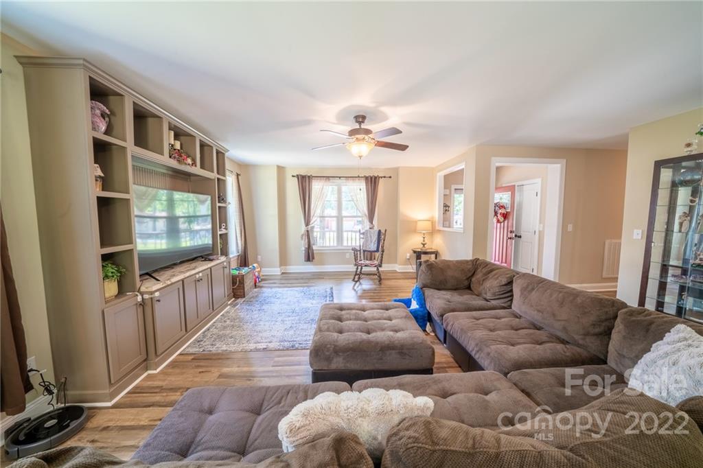 2221 Walters Division Road Monroe, NC 28110 - Photo 8 of 38 Gallery Image 8
