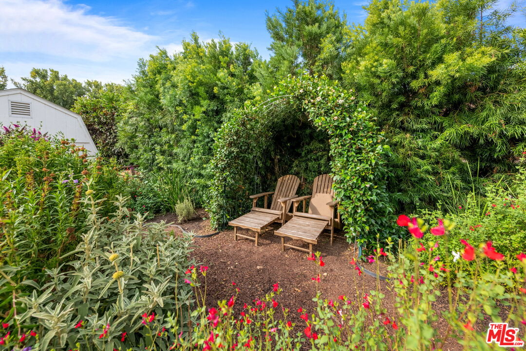2437 Stokes Canyon Road Calabasas, CA 91302 - Photo 45 of 60