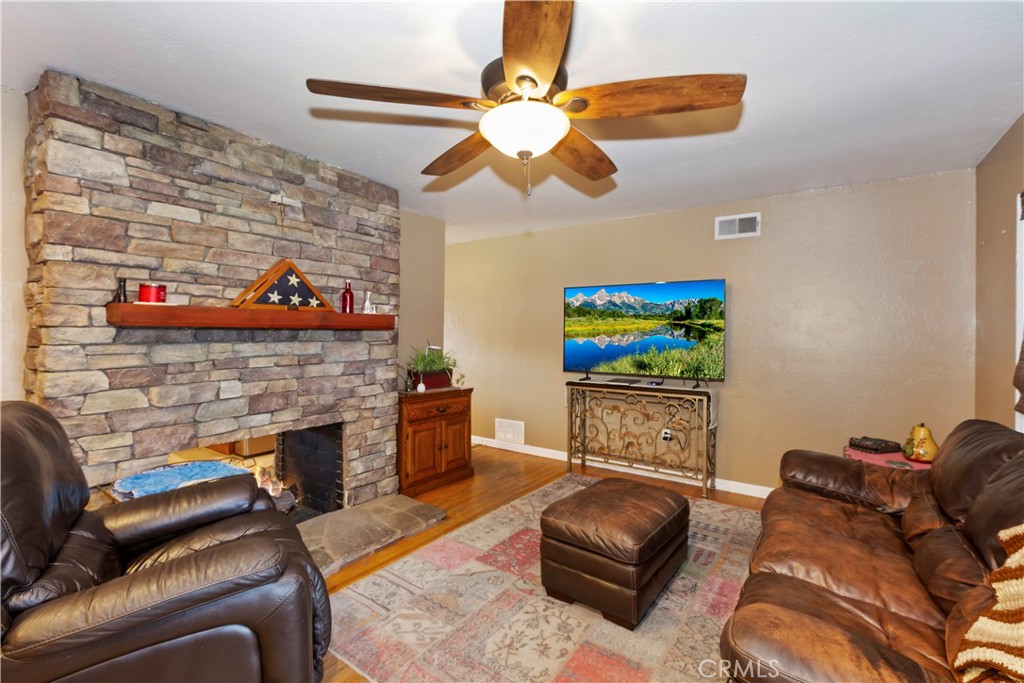8829 California Riverside, CA 92503 - Photo 10 of 28 Gallery Image 10
