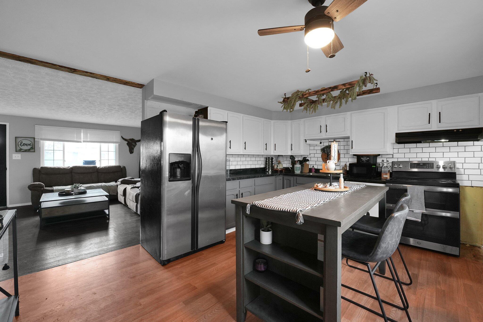 3409 Devin Road Grove City, OH 43123 - Photo 18 of 25 18-web-or-mls-3409-devin-rd