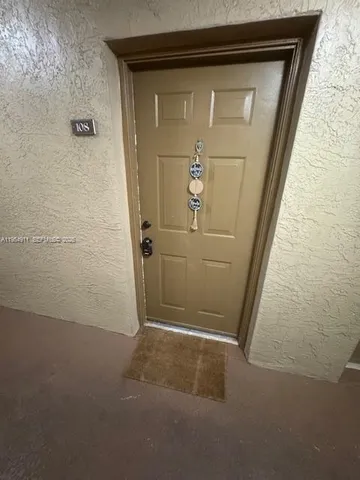 $2,300 | 101 Southwest 117th Avenue, Unit 7108, Pembroke Pines, FL 33025