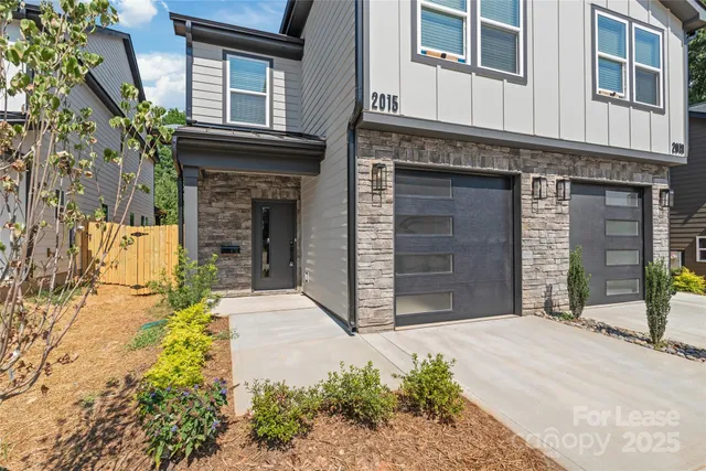 $2,375 | 2015 Wilson Avenue, Charlotte, NC 28208