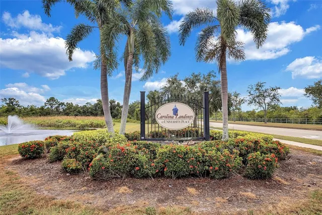$315,975 | 7696 Plantation Circle, Unit 7696, Bradenton, FL 34201