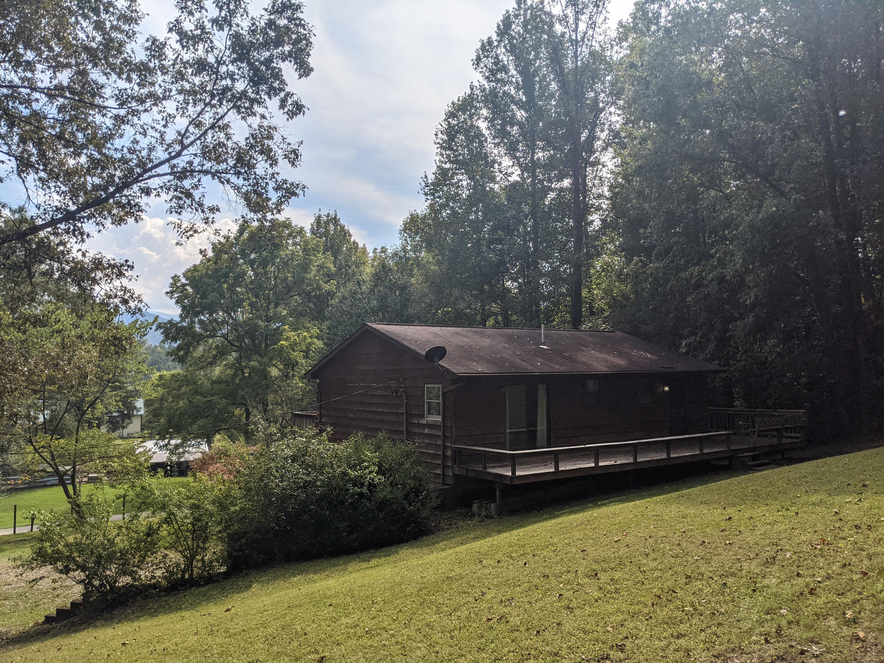 7790 Berry Williams Road Townsend, TN 37882 - Photo 11 of 26 PXL_20210930_183115791
