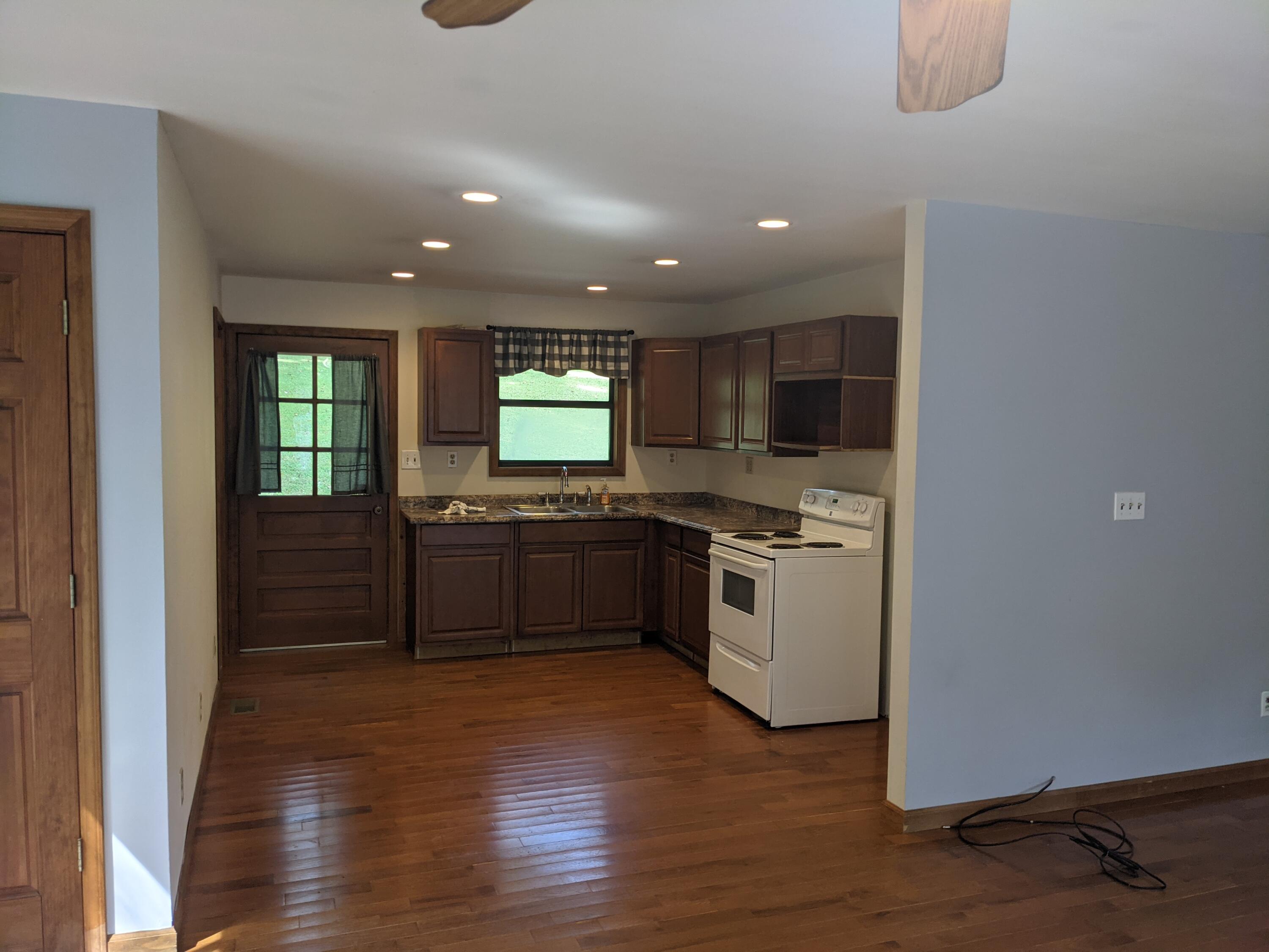 7790 Berry Williams Road Townsend, TN 37882 - Photo 22 of 26 PXL_20210930_183516453.MP
