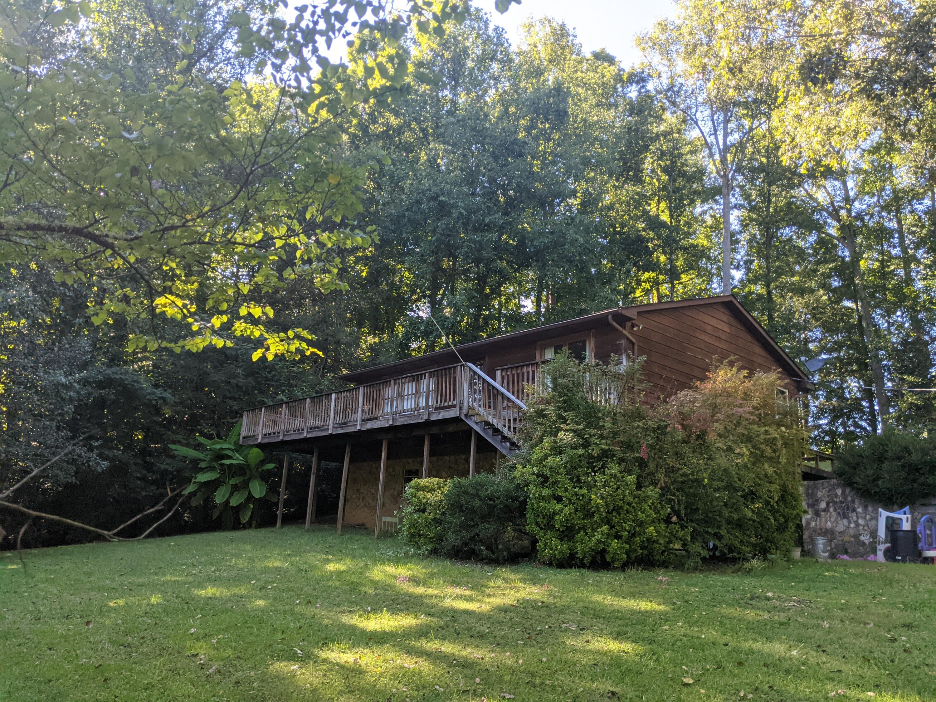 7790 Berry Williams Road Townsend, TN 37882 - Photo 3 of 26 PXL_20210924_203114933.MP