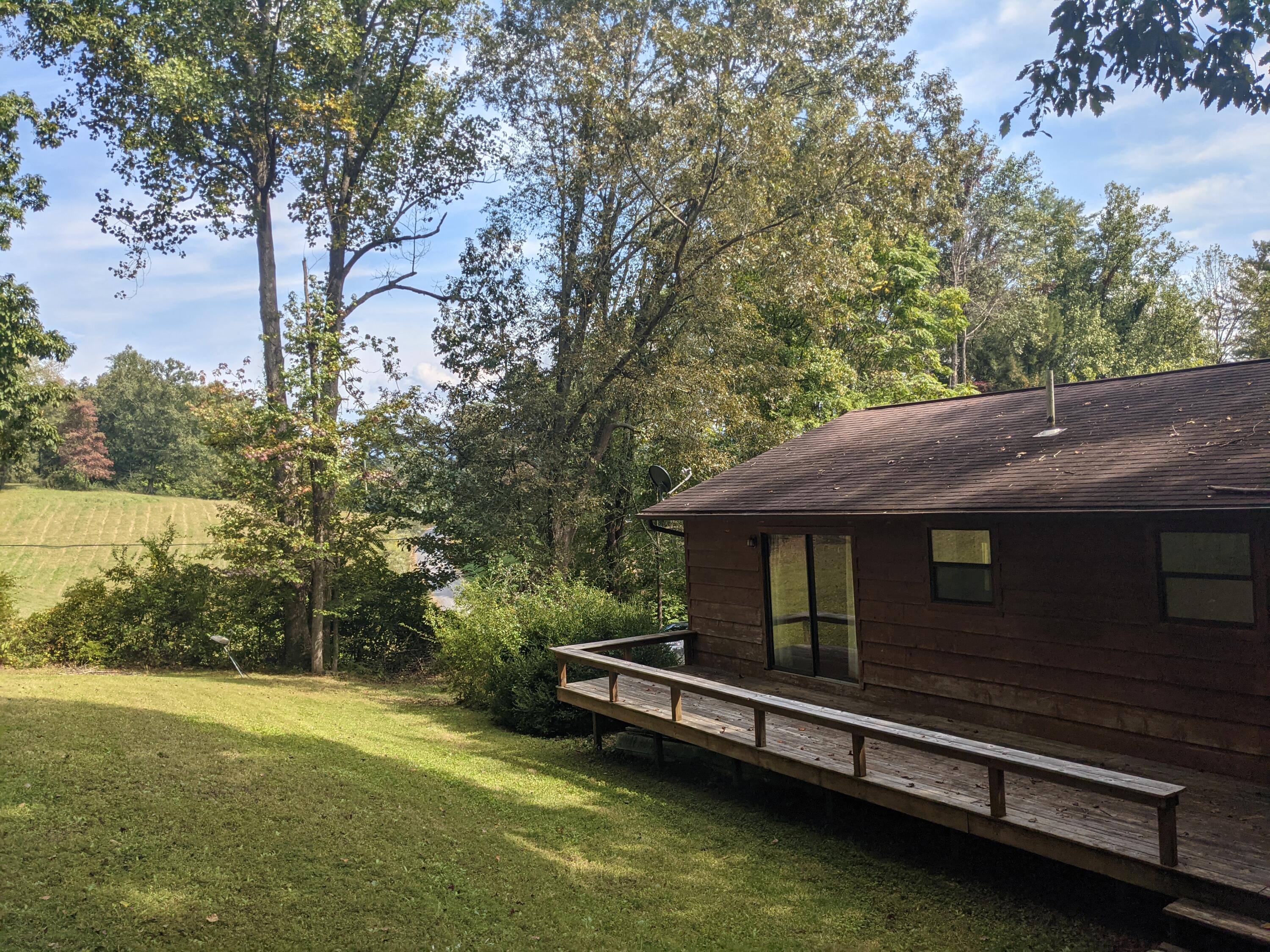 7790 Berry Williams Road Townsend, TN 37882 - Photo 4 of 26 PXL_20210930_183241095