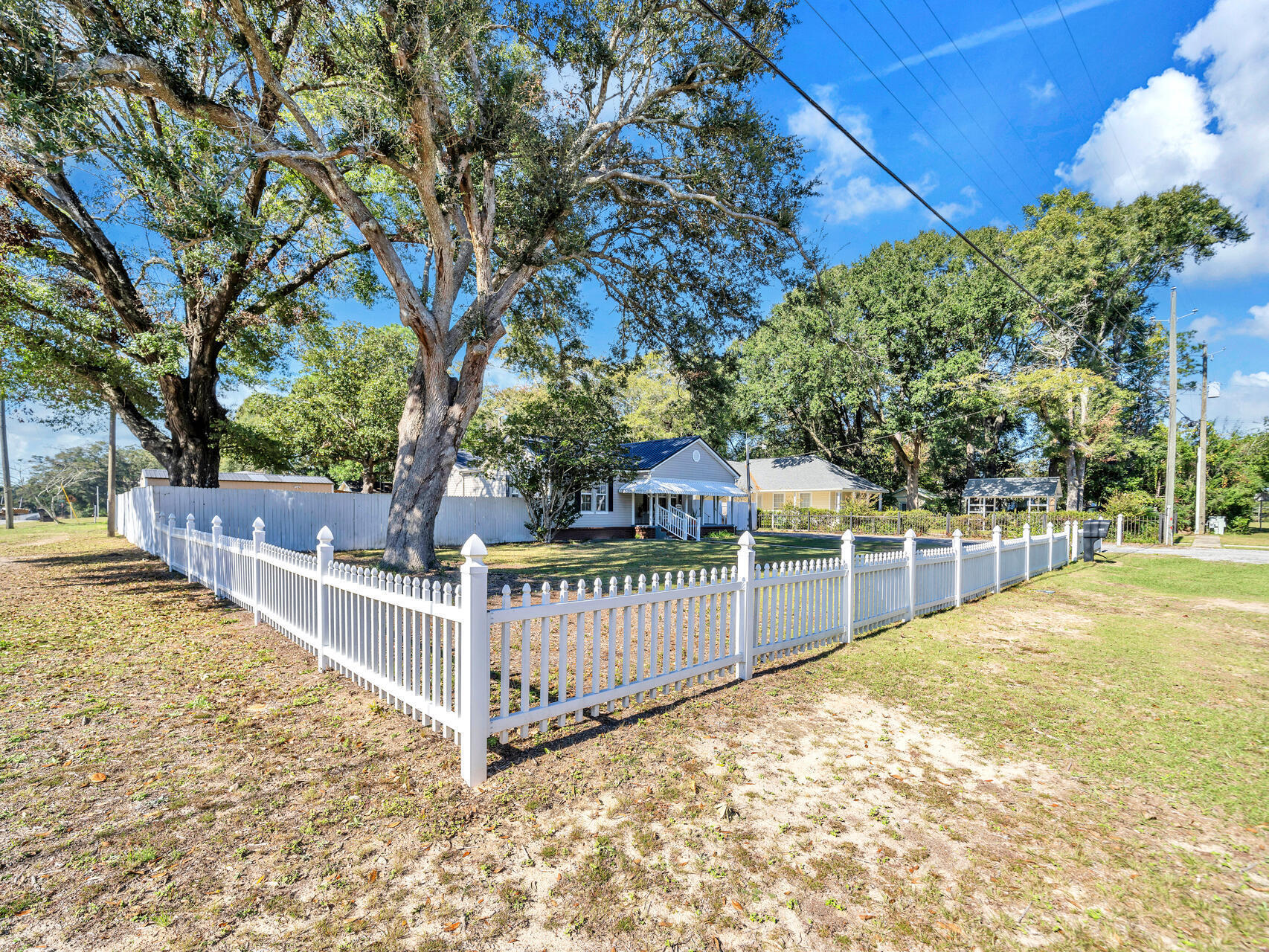 607 Alabama Street Crestview, FL 32536 - Photo 28 of 31 a view of a fence