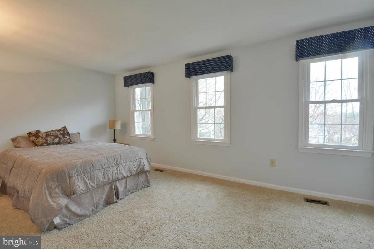 6828 Bluecurl Circle Springfield, VA 22152 - Photo 16 of 21 Bedroom