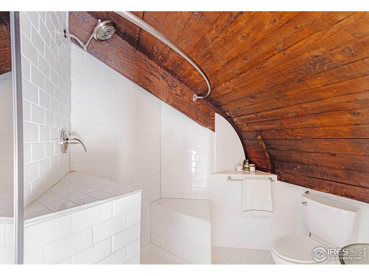 550 College Avenue Boulder, CO 80302 - Photo 15 of 36 a view of entryway