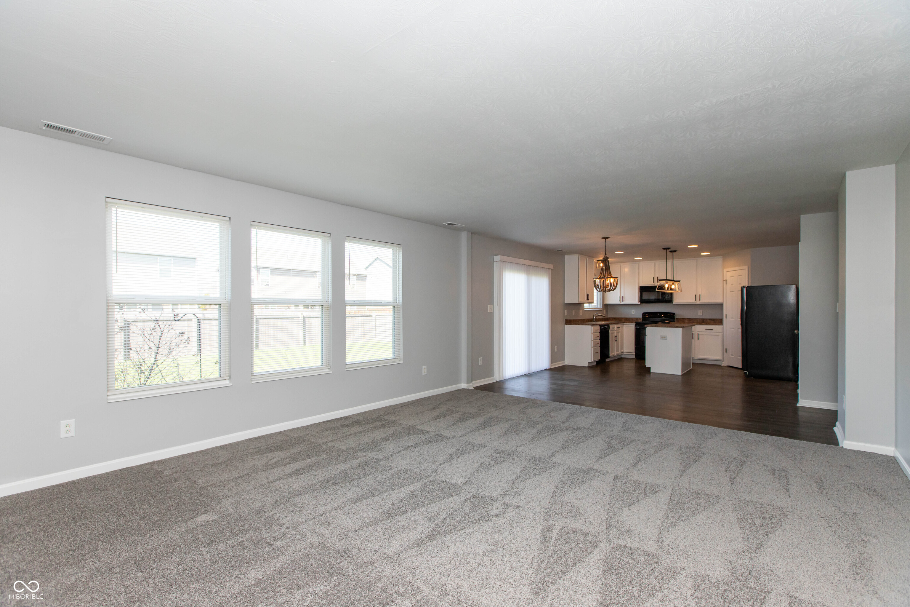 2536 Autumn Road Indianapolis, IN 46229 - Photo 11 of 27