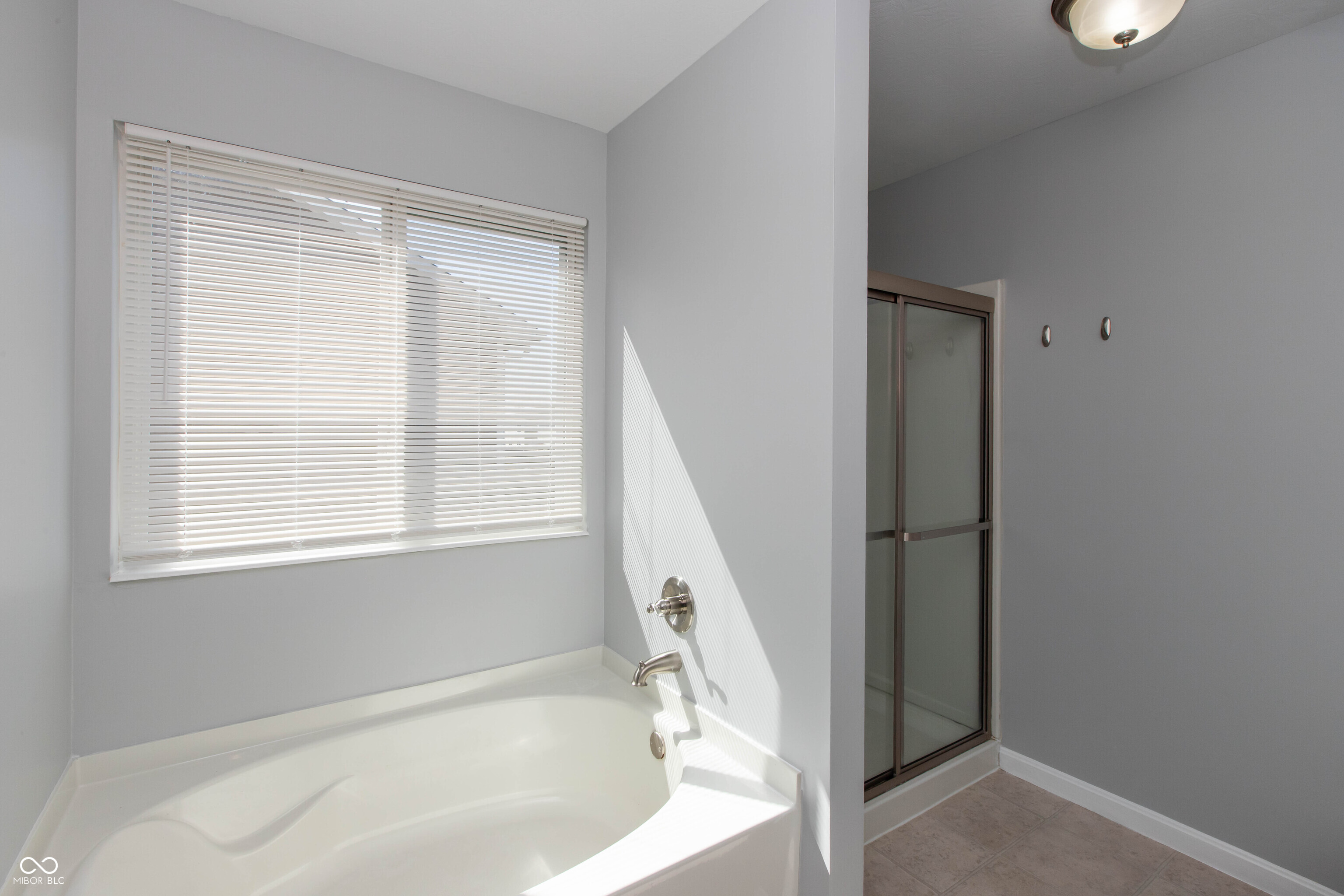 2536 Autumn Road Indianapolis, IN 46229 - Photo 16 of 27