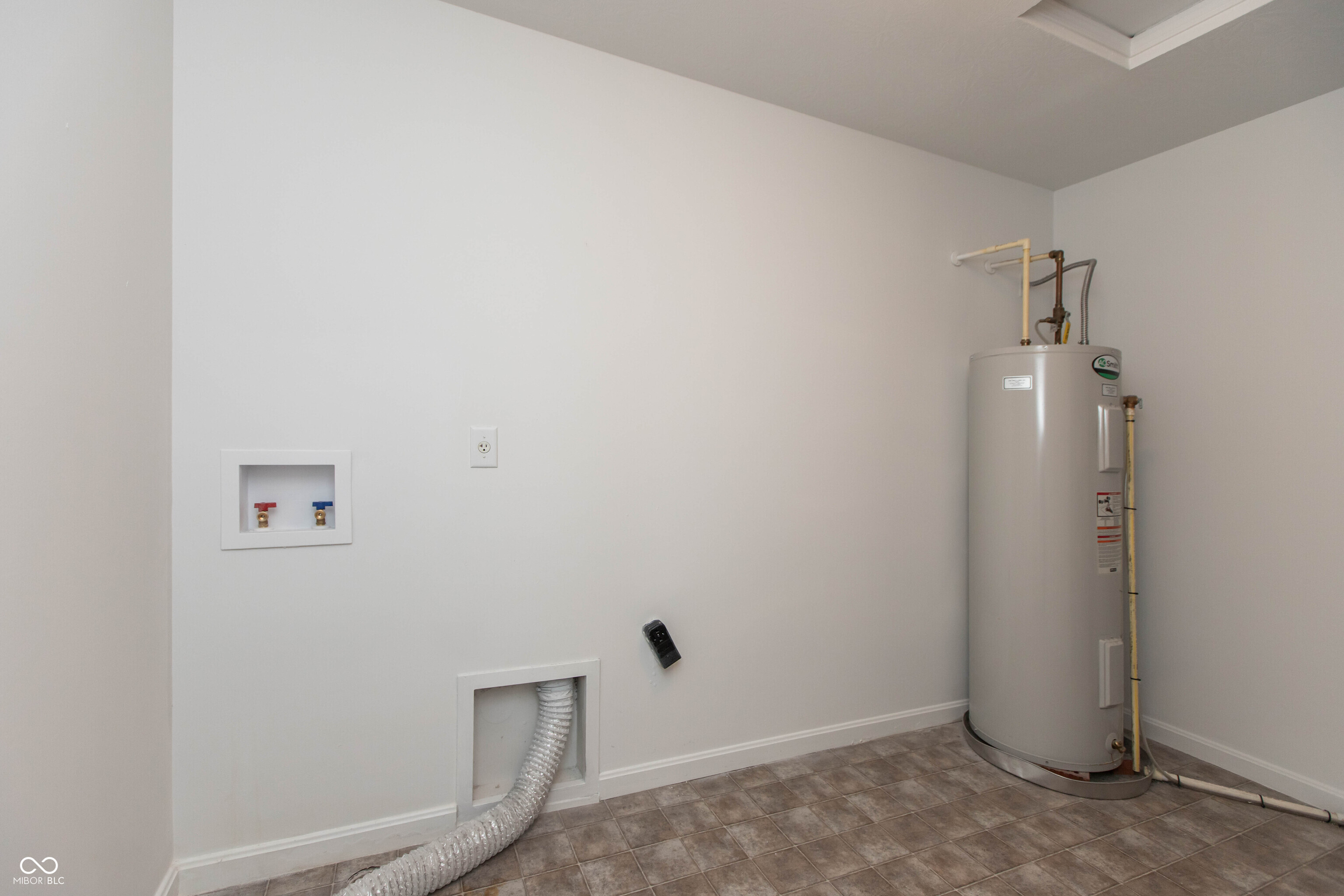 2536 Autumn Road Indianapolis, IN 46229 - Photo 19 of 27