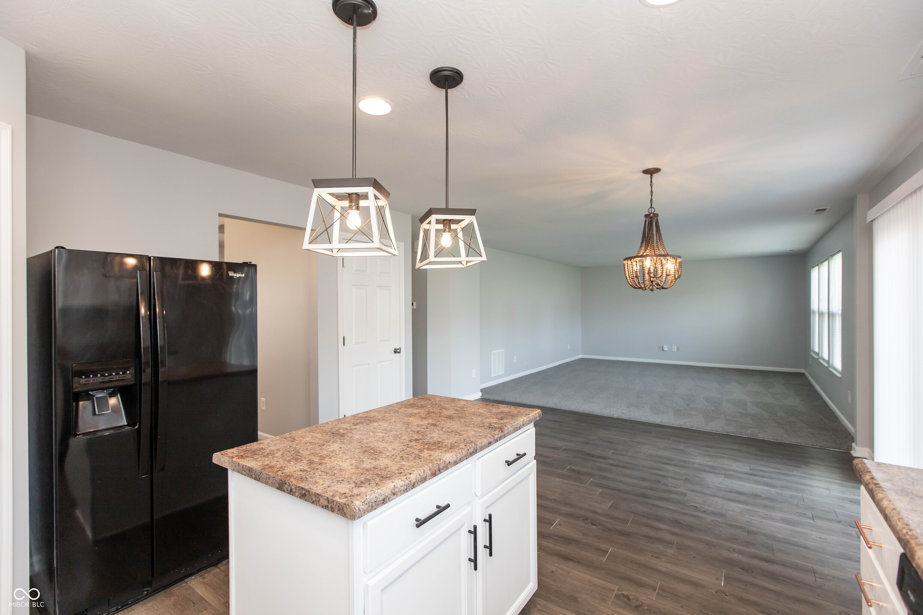 2536 Autumn Road Indianapolis, IN 46229 - Photo 8 of 27