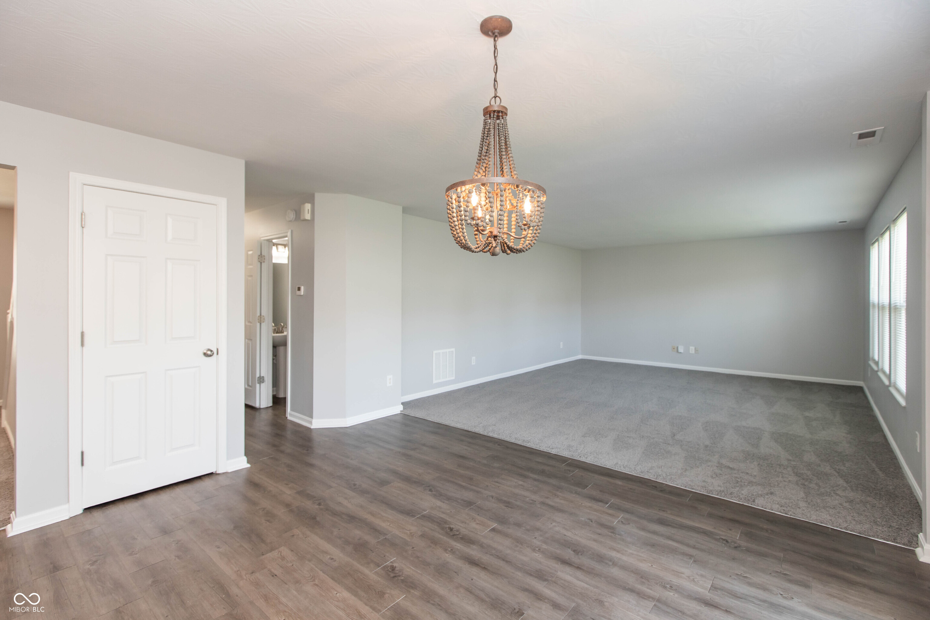 2536 Autumn Road Indianapolis, IN 46229 - Photo 9 of 27