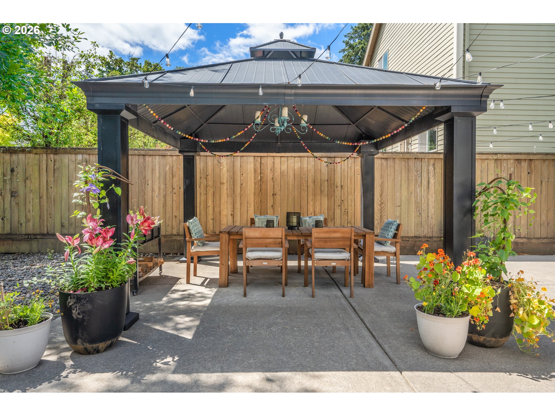11410 Southwest 47th Avenue Portland, OR 97219 - Photo 30 of 37